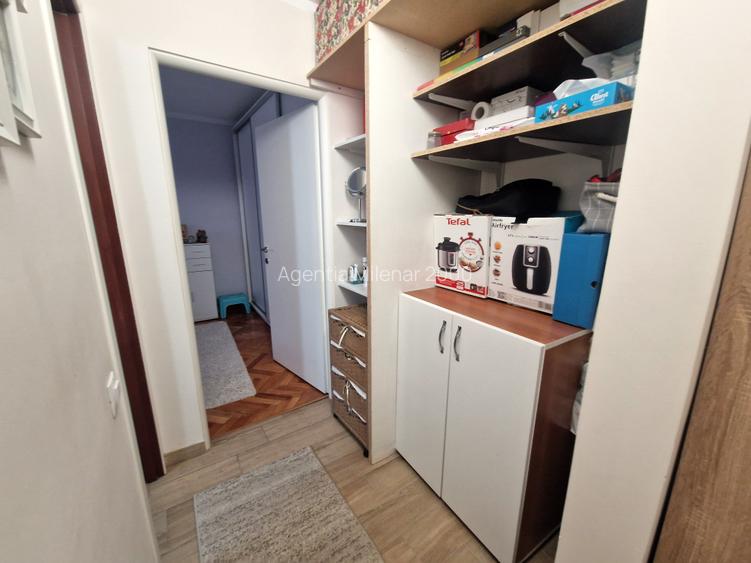 zona Aradului bloc izolat termic, foarte bine impartit, pe doua parti,  mobilat - 22