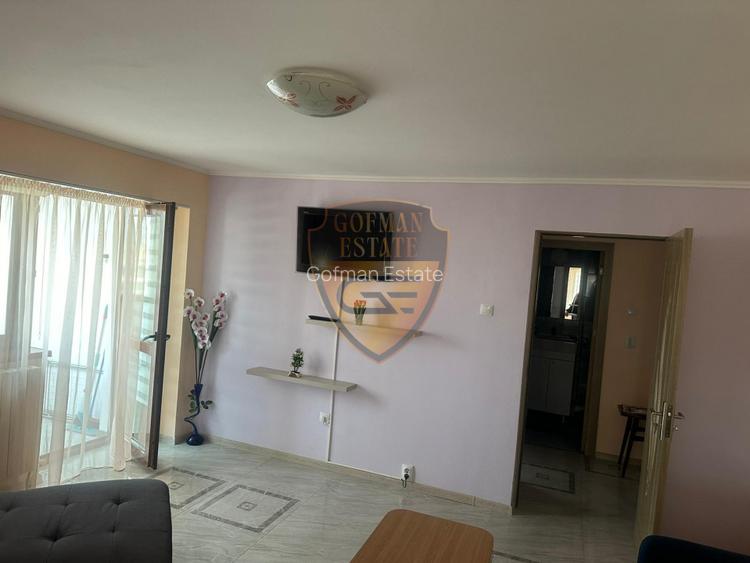 Apt 3 camere, decomandat, ICIL, 2 bai, 2 balcoane, 3 TV, A/C, et. 5 / 8 - 7