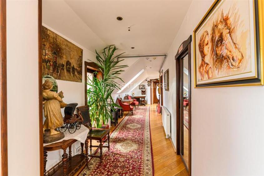 Descopera eleganta istorica si calatoreste in timp, in inima Brasovului - 7