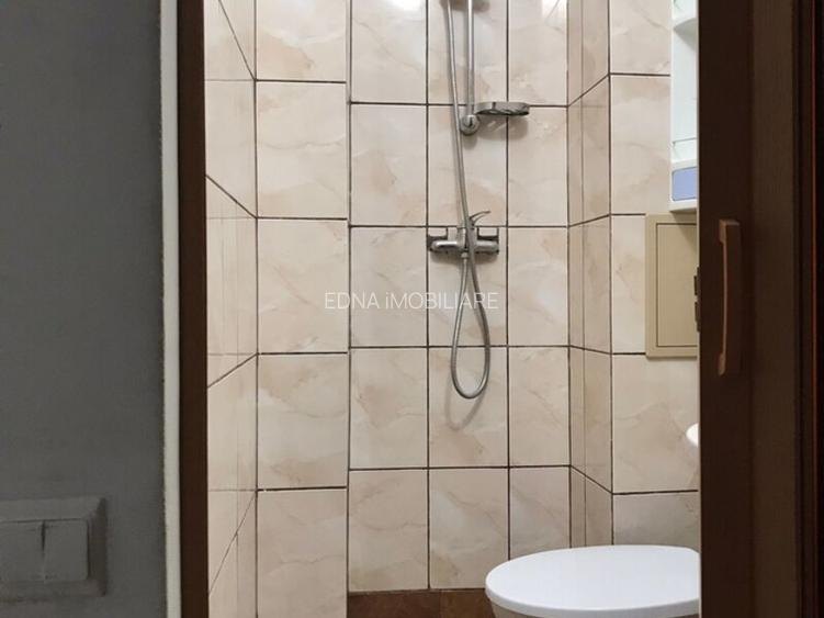 Garsoniera de Vanzare, Central, Cartier Unirii, Mall Vitan, Metrou la 10 Minute. - 9