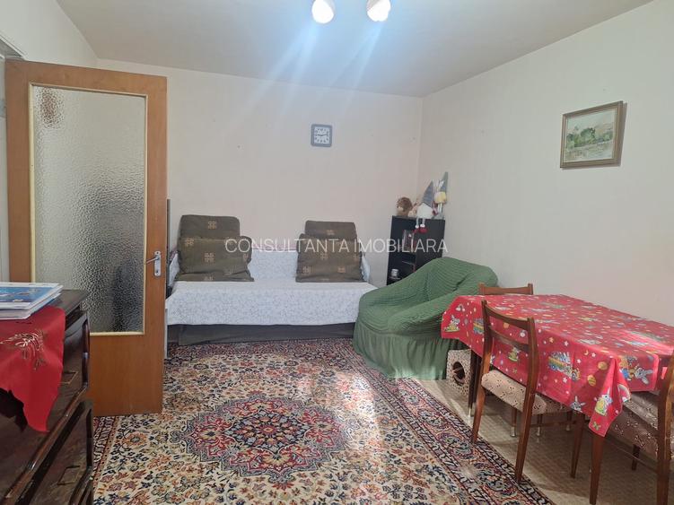 2 Camere Decomandat Etaj 2 la 5 min Metrou Gorjului Ideal Investiție - 4