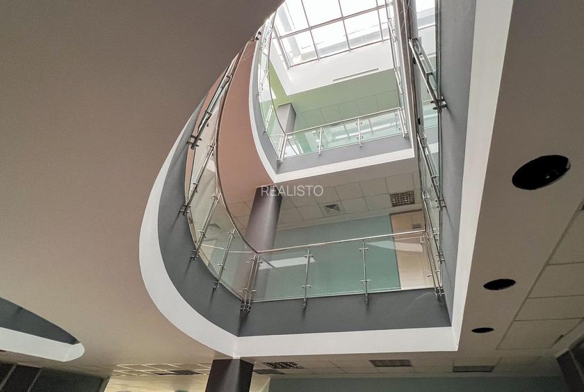 Proprietate comercială premium de vânzare- teren 3.728 mp |  Lângă A0 - 8