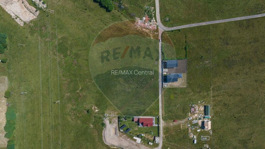 Teren Bran - Sohodol intrare 900-4800mp - 12