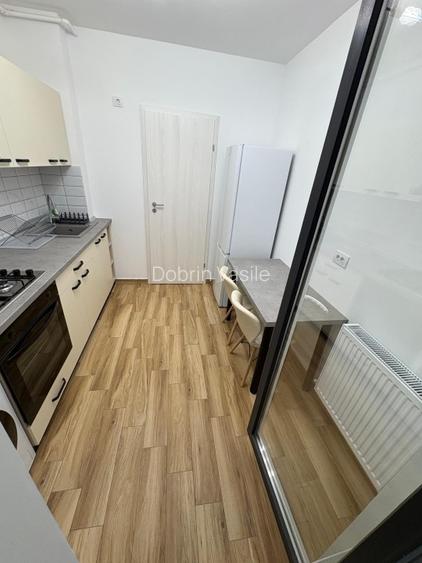 Inchiriez apartament cu 2 camere utilat complet  bloc nou  etaj 1 din 4 - 4