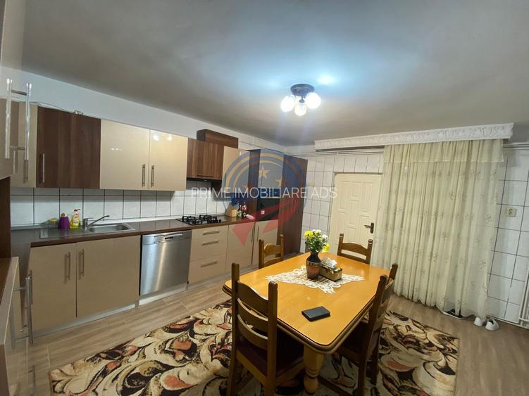 VILA GENEROASA CU TEREN 720 METRI IN APROPIEREA  ELECTROPUTERE MALL - 7