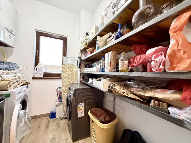 Duplex, perete dublu, 5 camere, 130 mp utili, 300 mp teren - Dumbravita - 10