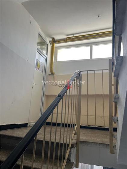 2 camere Titan  Costin Georgian oferta rara! - 11