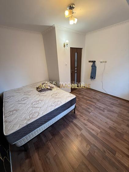 Vila de închiriat | Vitan | 7 Camere | Centrala | Curte Proprie - 10