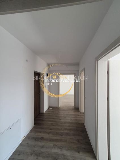 Decomandat 2 bai Titan Pallady Ansamblu premium| Gradina Privata 100m - 4