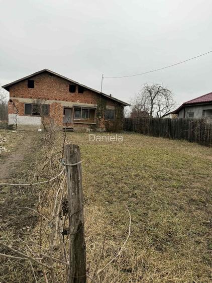 Casa ( modernizare sau demolare ) + teren generos - 3