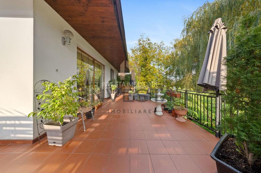 Resedinta impunatoare cu teren generos de 2.012 mp in Buna Ziua! - 10