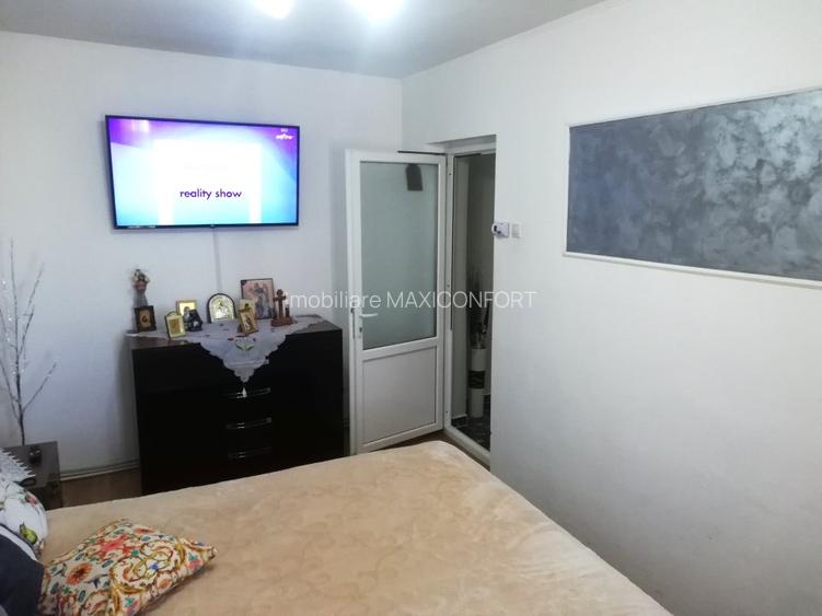 Vanzare 3 camere - Imobiliare MAXICONFORT - 6