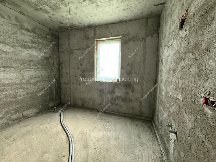 Casa la rosu dispusa pe Parter | 740 Teren | Sag - 10