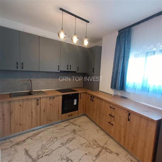 Apartament de LUX cu 3 camere 2 bai si parcare zona Turnisor - 6