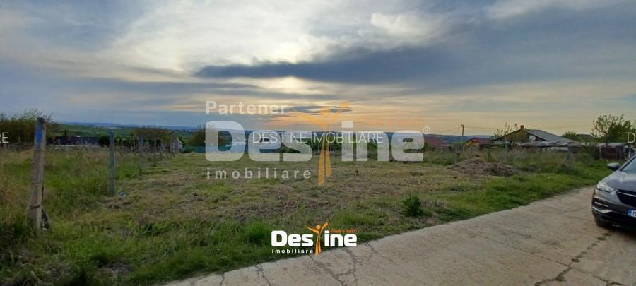 Bârnova - Teren Intravilan 974 Mp, utilitati, drum betonat - 2
