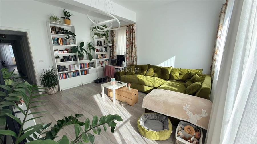 GIROC - 3 CAMERE - ETAJUL 1 - DECOMANDAT - 2 PARCARI - MOBILAT SI UTILAT - 3