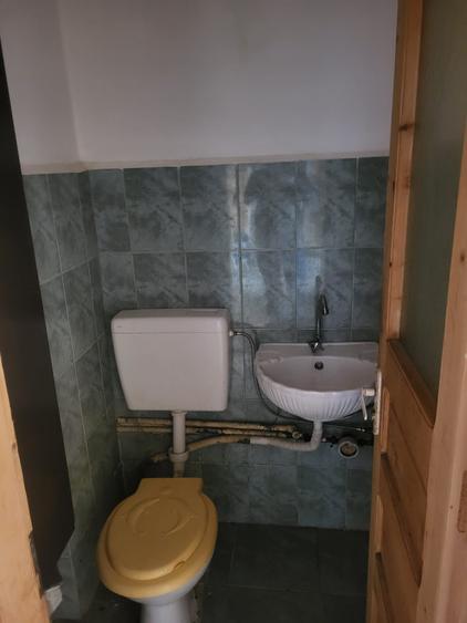 Apartament 3 camere de vânzare – aproape de centru