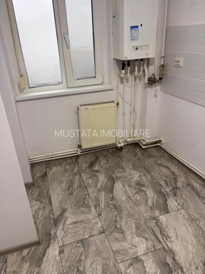 Apartament 3 camere confort 1 decomandat, etaj 7/10, Viziru 3. - 5