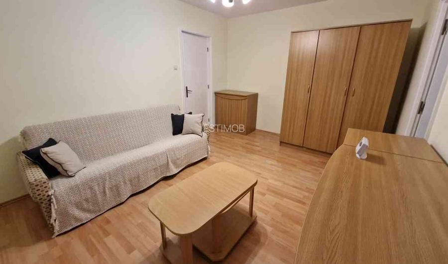 Chirie apartament 3 camere cu 2 balcoane zona Astra str.Neptun - 11