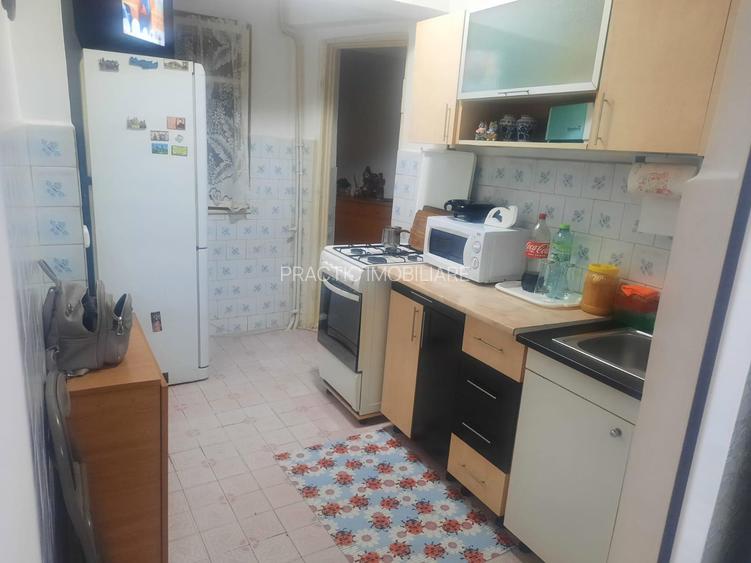 Apartament cu 2 camere in zona Micro 13B - 4