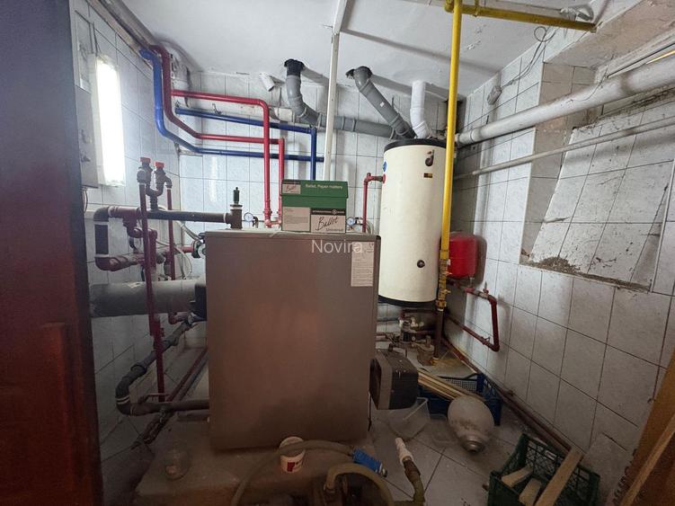 Vila cu potențial multiplu–ideală pentru activități comerciale - 23