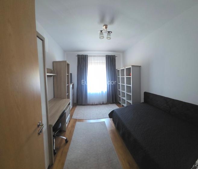 Apartament 3 camere Torontalului de inchiriat  - 8