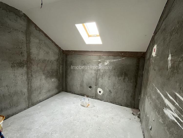 Oportunitate! Vila P+M inalta, 4 camere, independent energetic, Valu lui traian! - 10