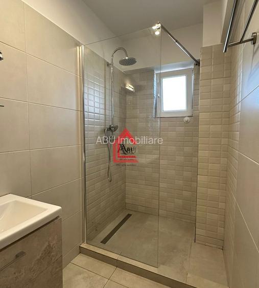 Apartament cu două camere, Decomandat,  Bloc nou , parcare privata - 13