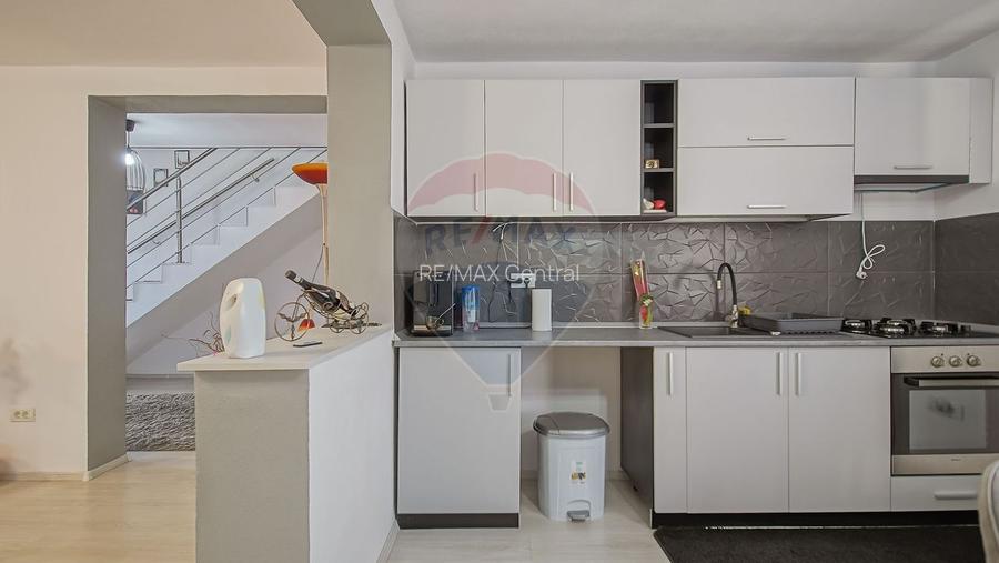 Comision zero, casa individuala + cabana A frame in Bod, la intrare - 19