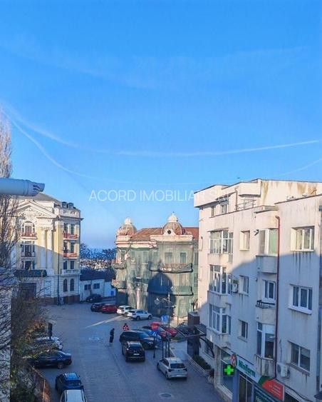 APARTAMENT 3 CAMERE DECOMANDAT ZONA PENINSULA/ PIATA OVIDIU - 11