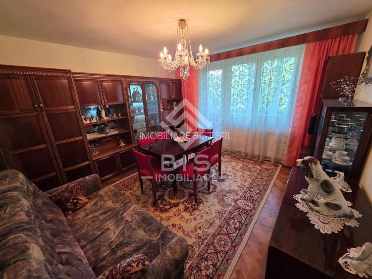Apartament 3  camere decomandat ETAJ 1 - 2