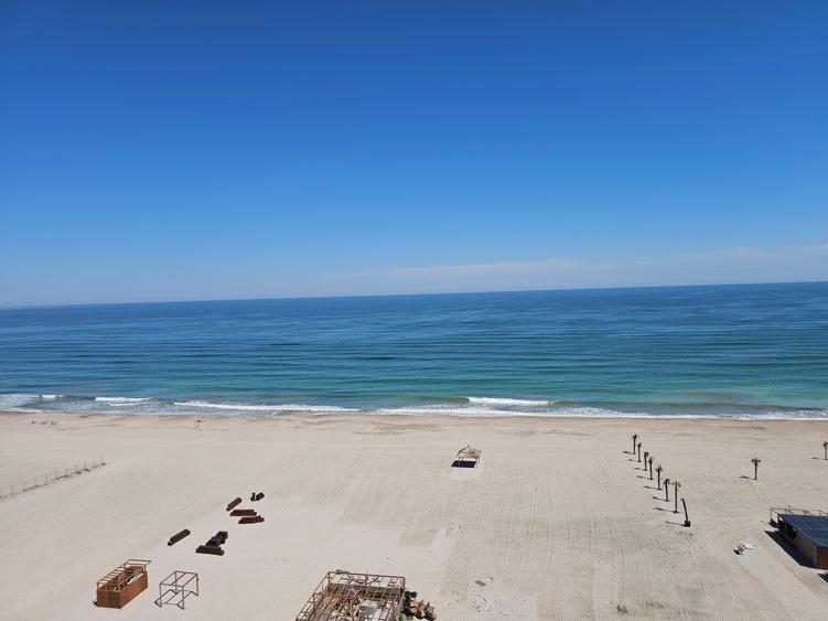 Apartament 2 Camere Marina Towers Blocul Vedetelor Vedere Frontală Mare si Lac