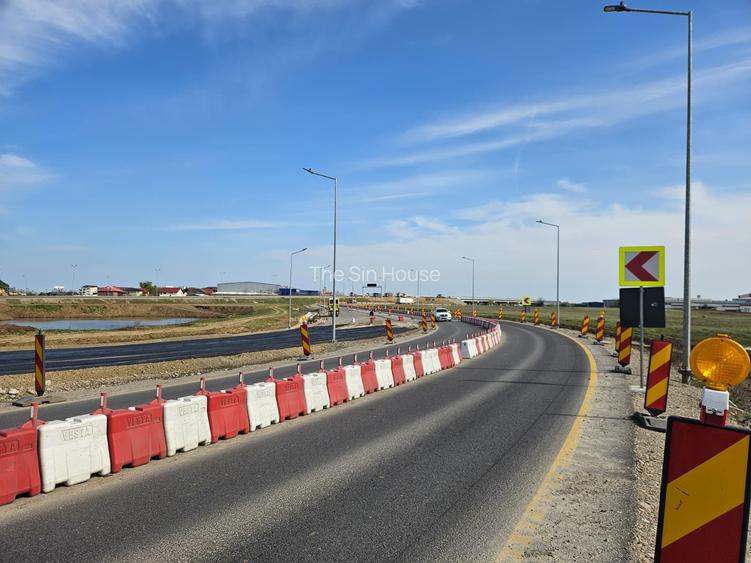 Investiție Strategică: Teren Industrial 7.569 mp cu Front Stradal 78m la A0 - 3