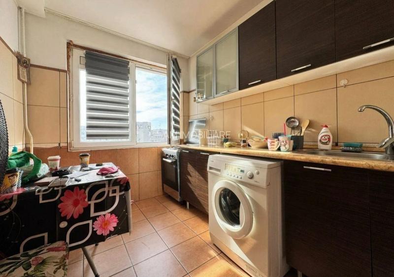 AP. 2 CAMERE DRISTOR, BUCATARIE INCHISA, METROU 2 MIN, COMISION 0% - 2