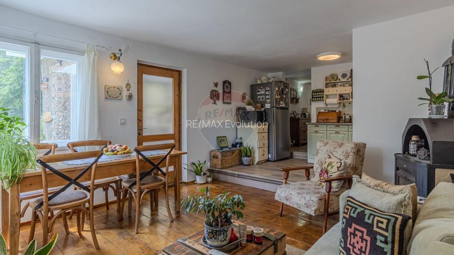 CASA cu 7 camere in inima Branului | Teren 1346mp | COMISION 0% - 8