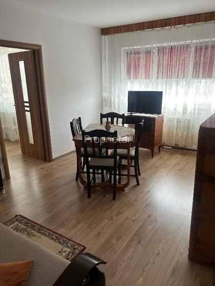 PROPRIETAR vand apartament 2 camere semidecomandat, zona centrală (George Apostu - 3