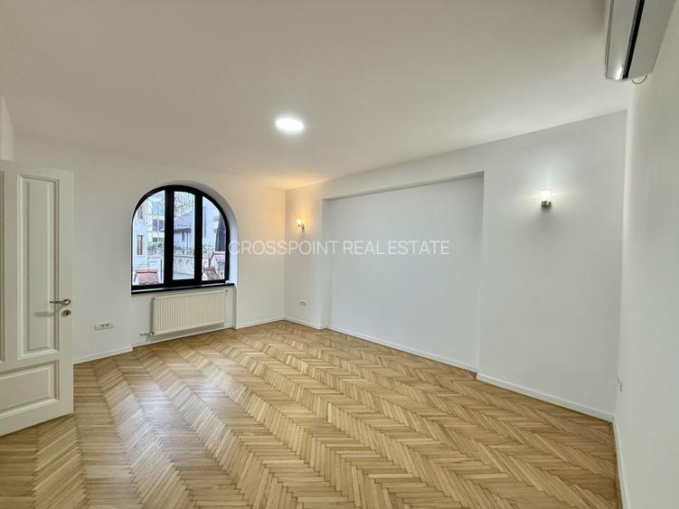 Capitale / Vilă interbelică restaurată - 4