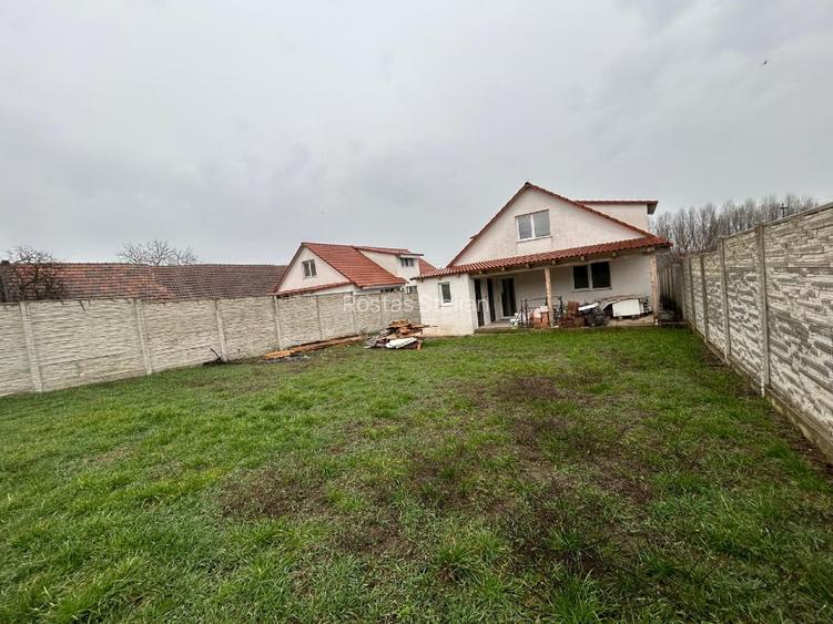 Casa noua de vanzare  in com Vinga jud Arad - 8