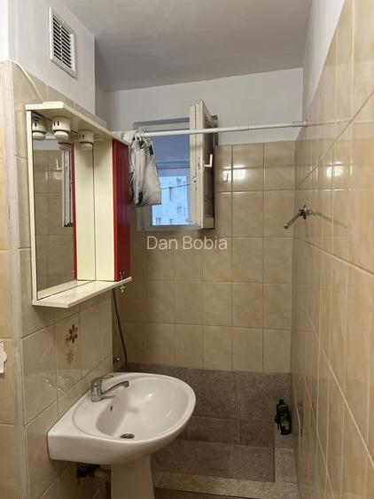 Garsoniera decomandata 5 min M Obor DB1029 - 5