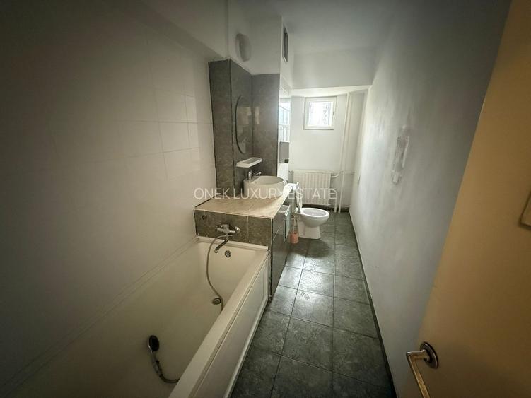 Apartament de vanzare 4 camere Victoriei ultracentral - 12