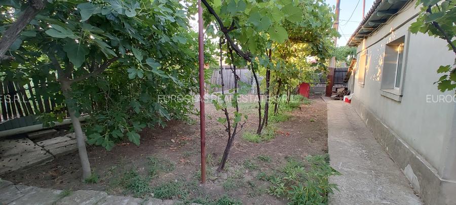 Casa 4 camere - Tuzla - zona Centrala - 80.000 euro (Cod E2+E8) - 4