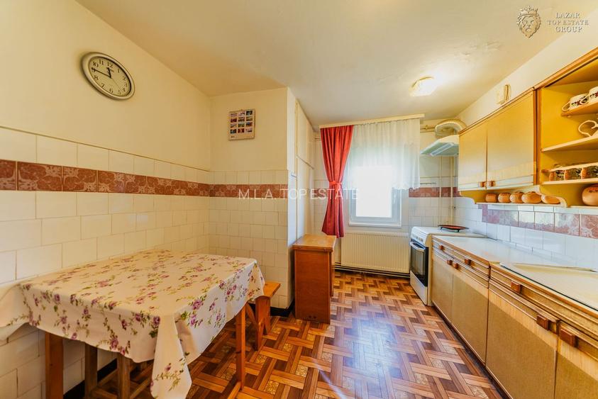 Apartament 3 camre de vanzare in Micalaca - 11