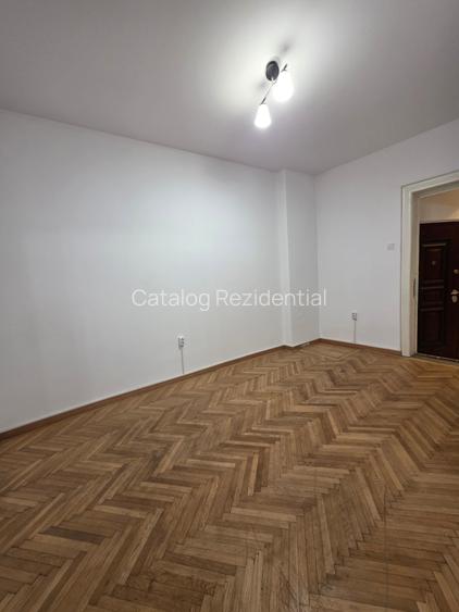 Apartament cu 4 camere de inchiriat in zona Unirii - Coposu - 23