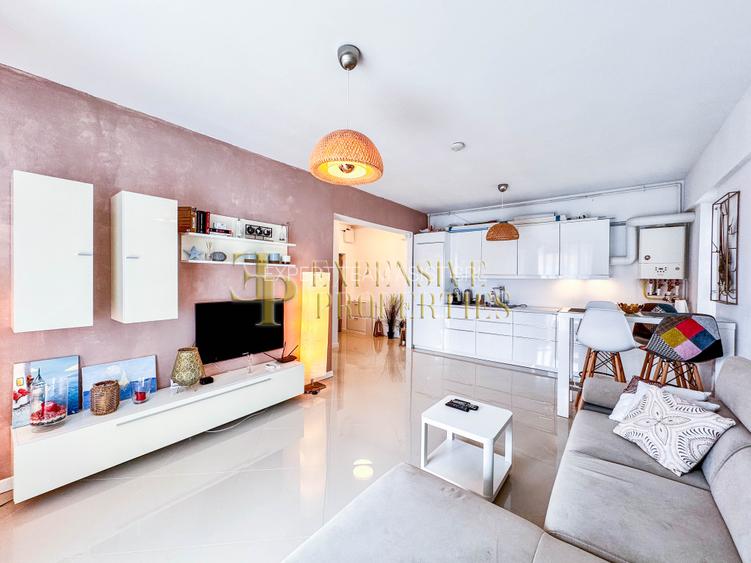 Azure Terrace Apartment - 4