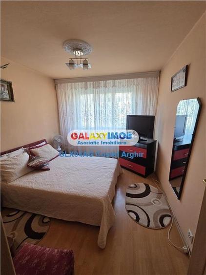 Vindem ap cu 2 cam decomandat in zona Brancoveanu , scoala 14 - 6