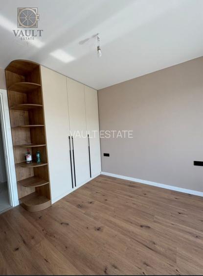 Apartament 3 camere - LOC DE PARCARE INCLUS - zona THEODOR PALLADY  - 4