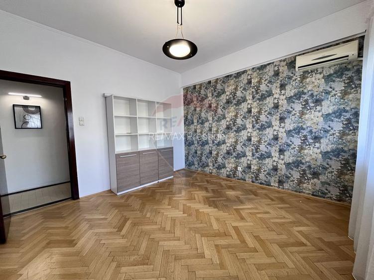 Apartament cu 4 camere nemobilat in P-ta Victoriei langa Orange - 17