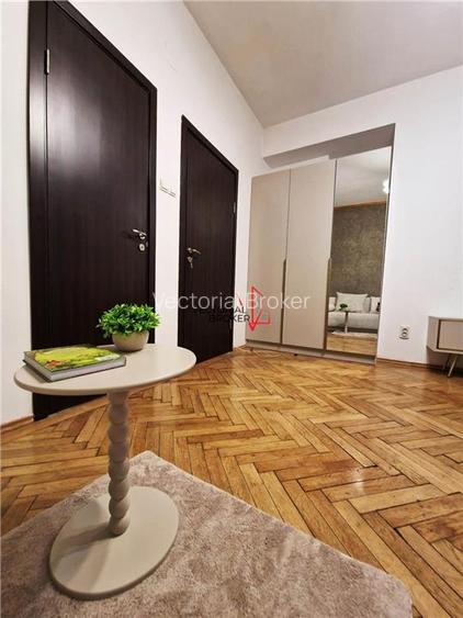 Garsoniera Ultracentrala Universitate Maria Rosetti locuinta sau SALON - 4