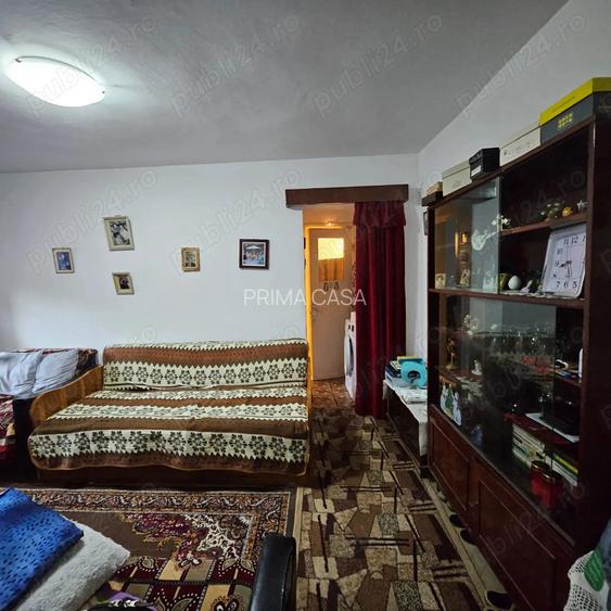 Apartament cu 2 camere zona Crang Stadionului etaj 3 din 4 Pret: 48.000 neg. - 4
