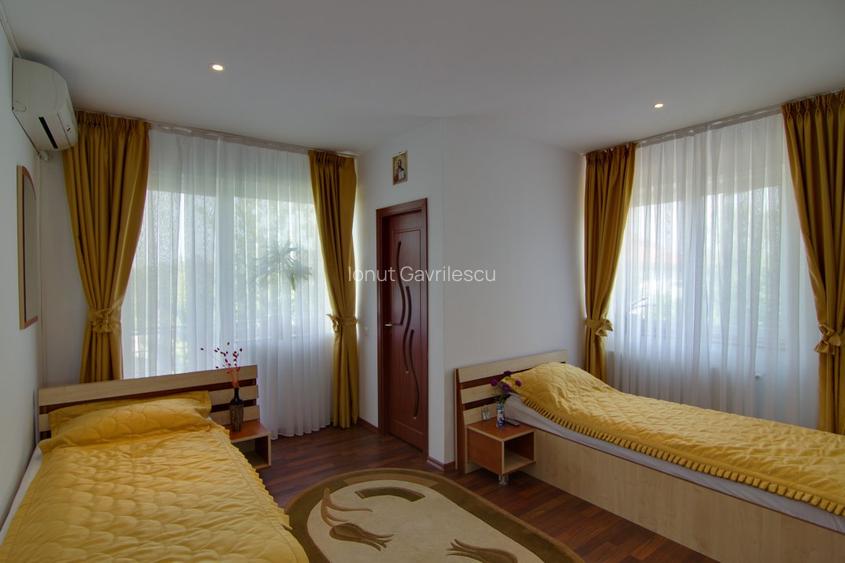 Vila 14 camere cu baie proprie - Grand Mall Arena - 7